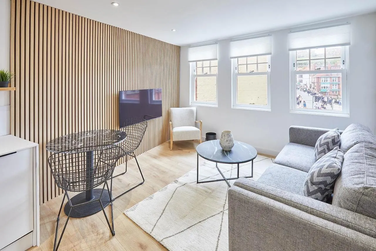 Host & Stay - Golden Lion Apartments Whitby